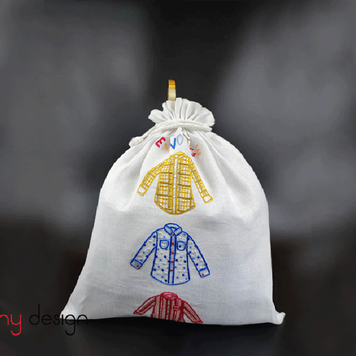 Laundry bag with 3 shirt embroidery